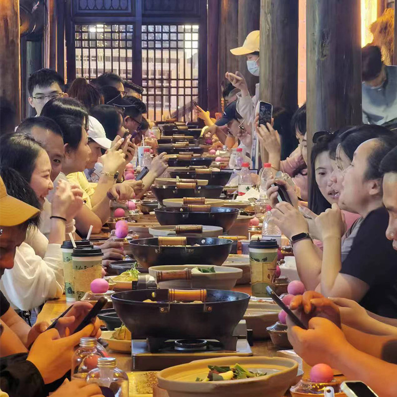 贵州西江千户苗寨纯玩一日游【纯玩*探秘神秘苗疆*打卡千户苗族聚