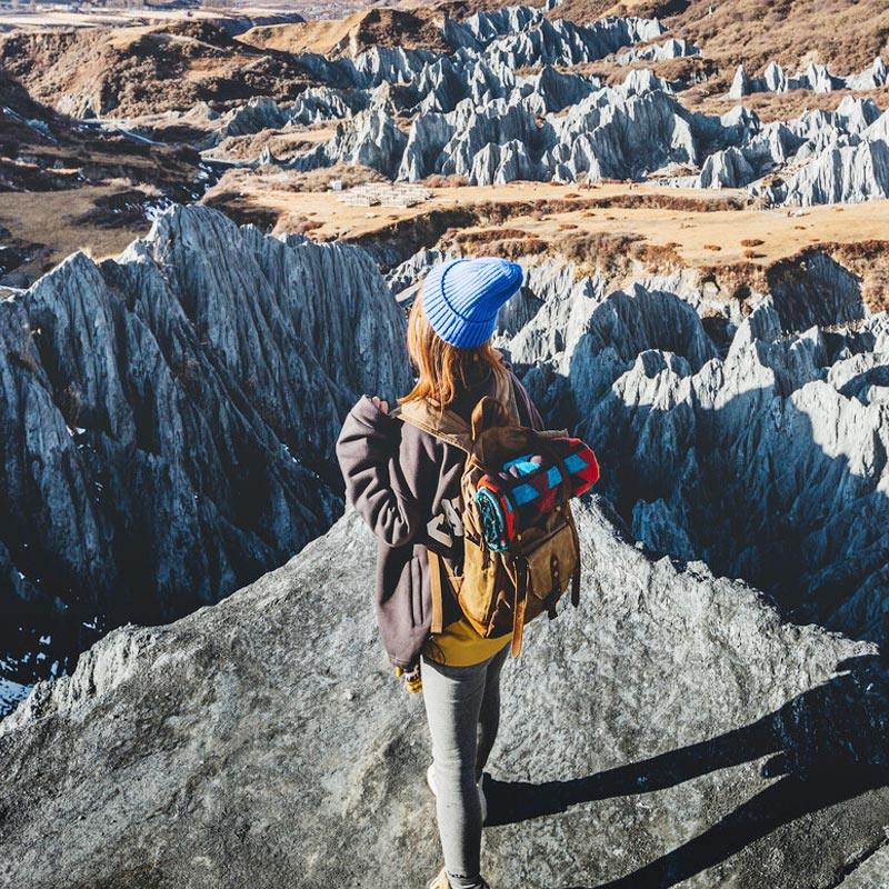 8人团川西稻城亚丁四姑娘山5天4晚自由行墨石公园鱼子西飞猪旅行