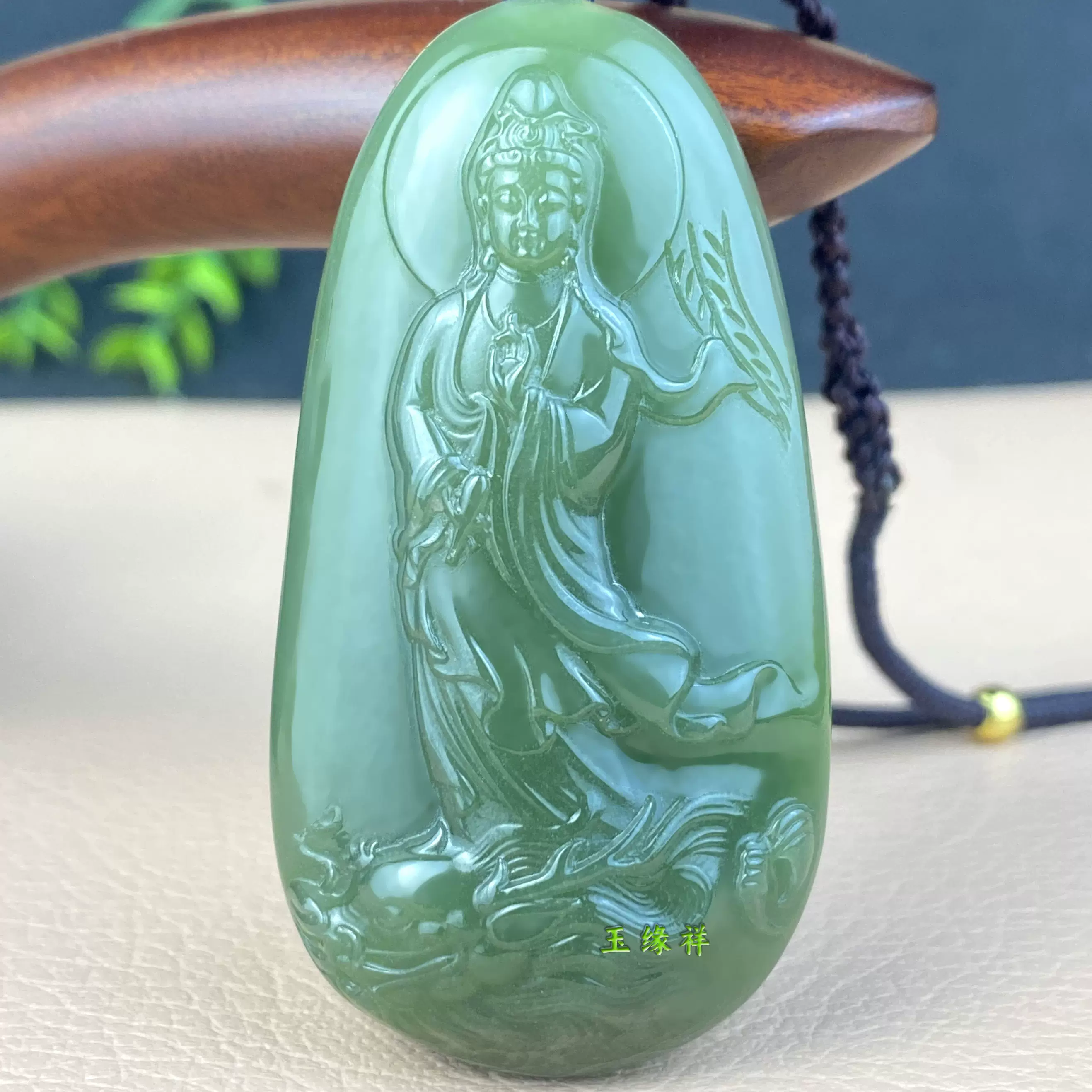 天然和田玉观音菩萨吊坠正品玉石御龙观音玉观音男女同款
