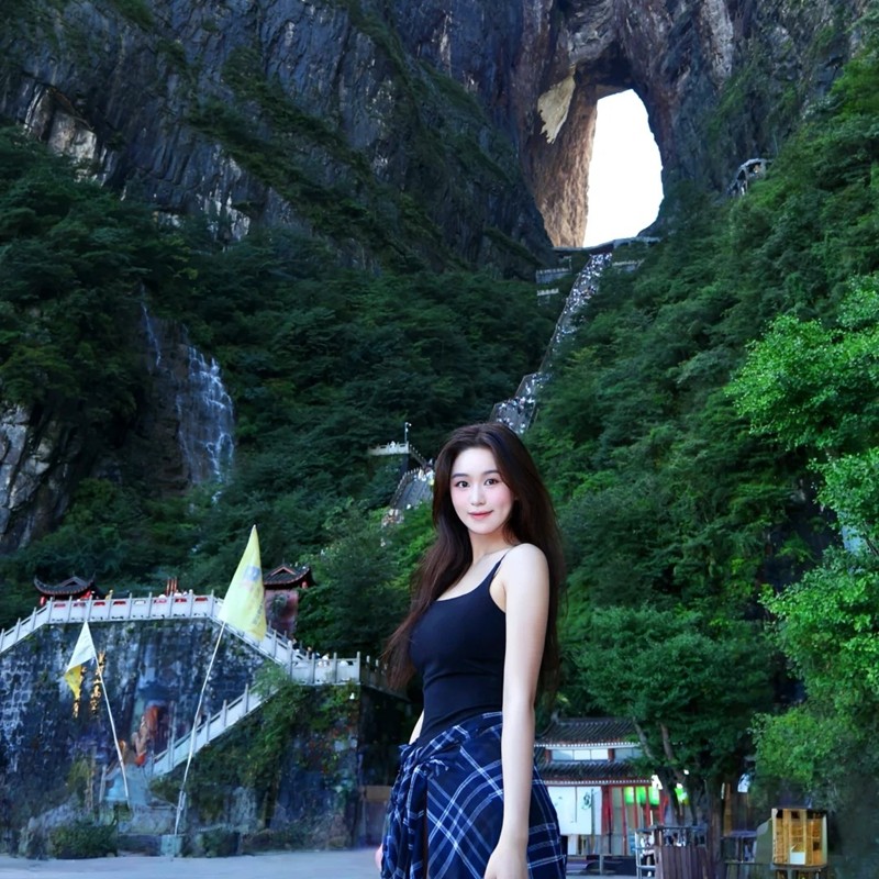 【机票+酒店】湖南张家界旅游5天4晚自由行天门山天门洞洪家关