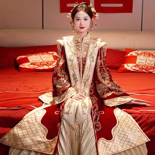 Tgvr 2024 夏の中国の花嫁漢服 - 鳳凰冠ウェディングガウン