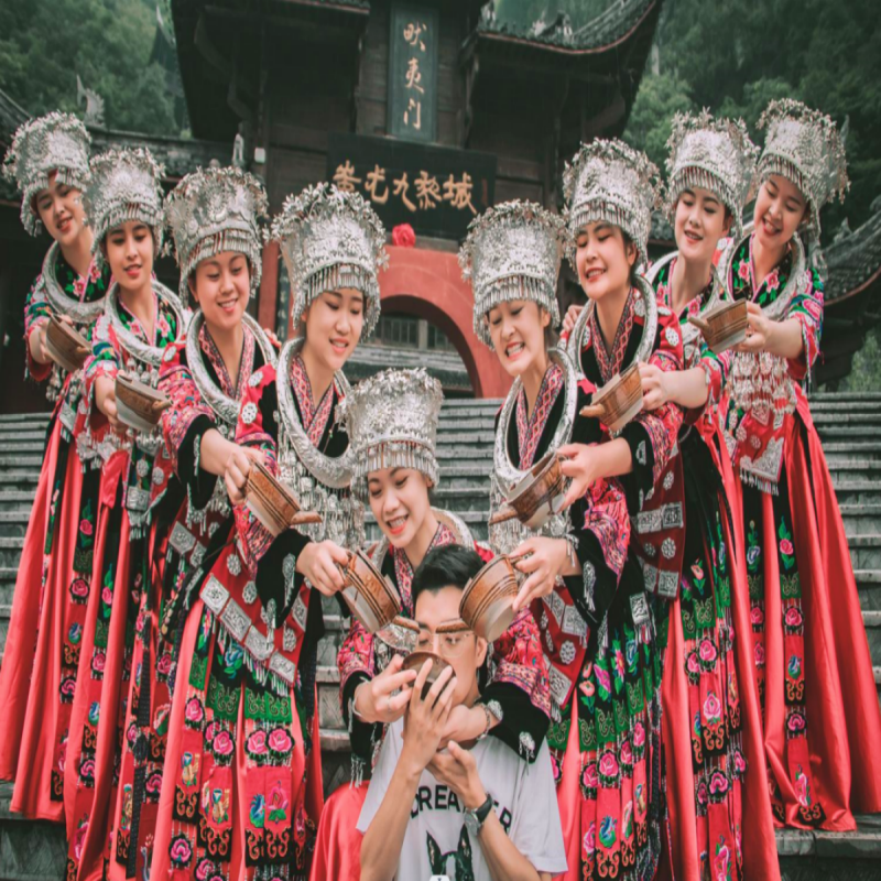 武隆天生三桥+仙女山+酉阳桃花源+乌江画廊+龚滩古镇5日包车游