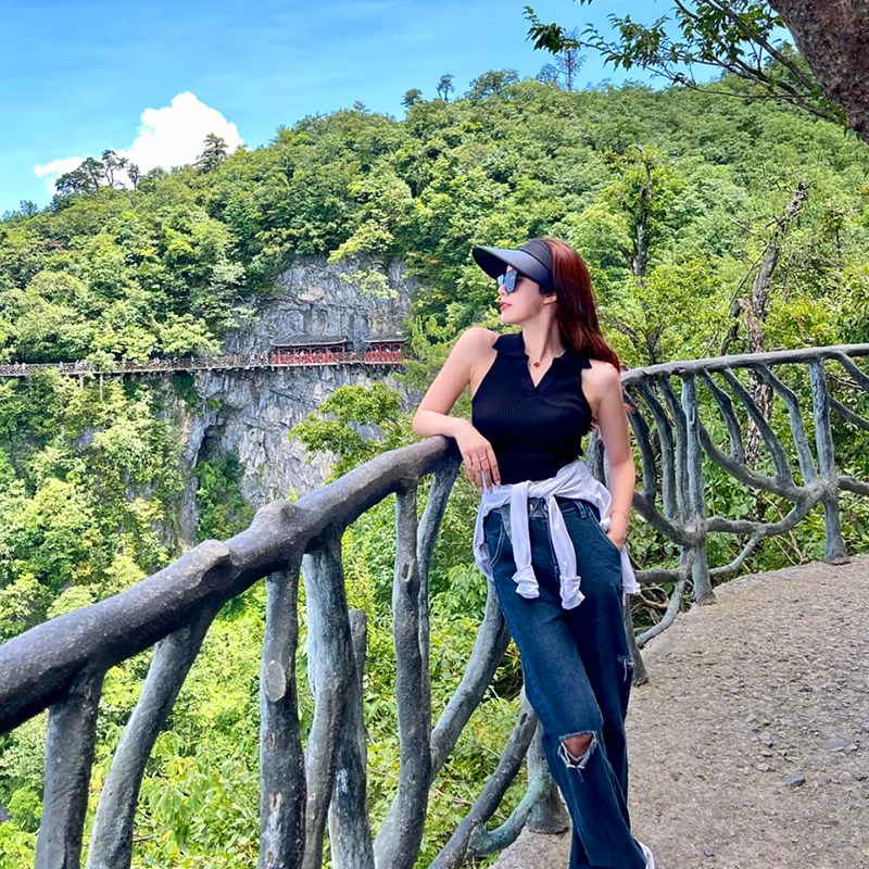 【2+1头等舱座椅】双高长沙韶山张家界凤凰5天4晚跟团游一价全含