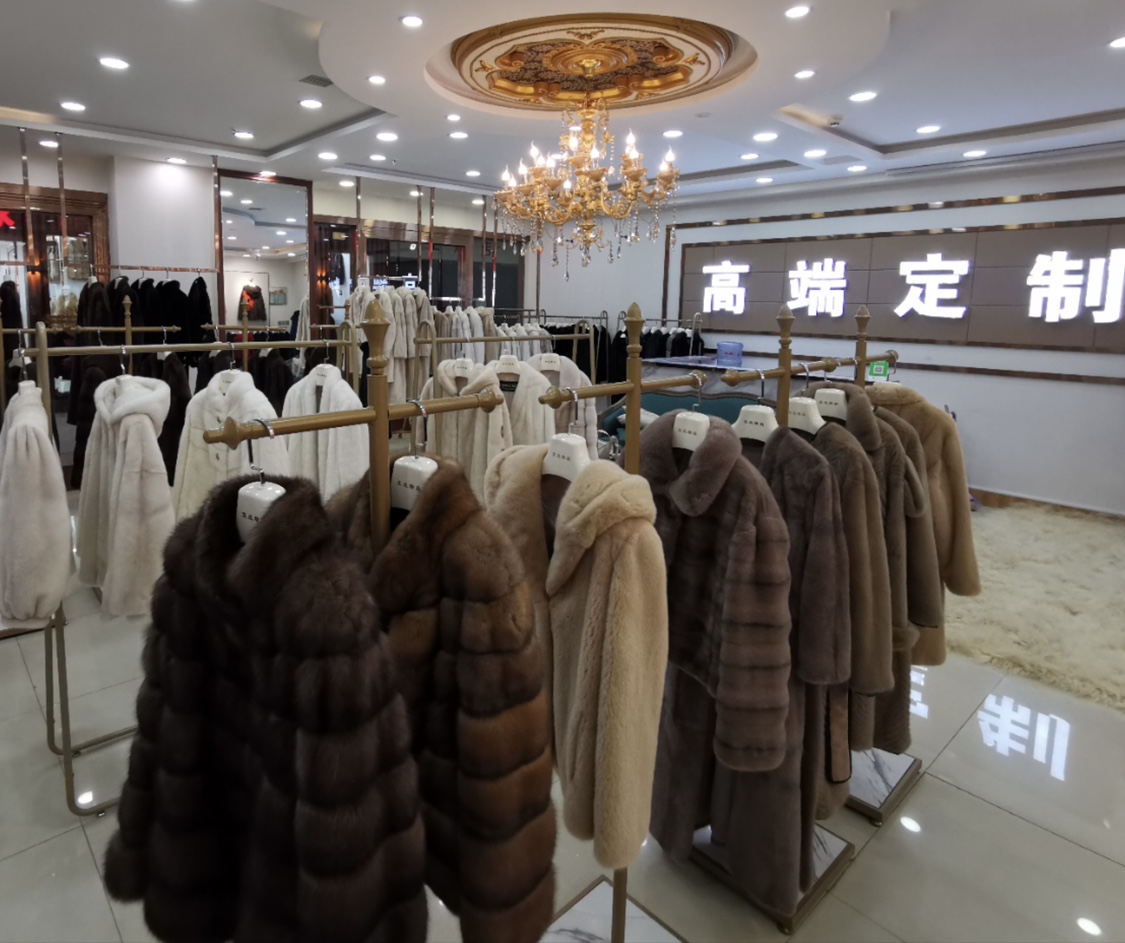 Fur and mink fur allinone professional dry cleaning to remove odor