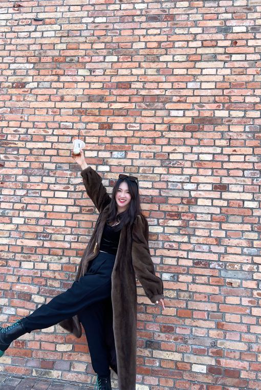 Fur and mink fur allinone professional dry cleaning to remove odor