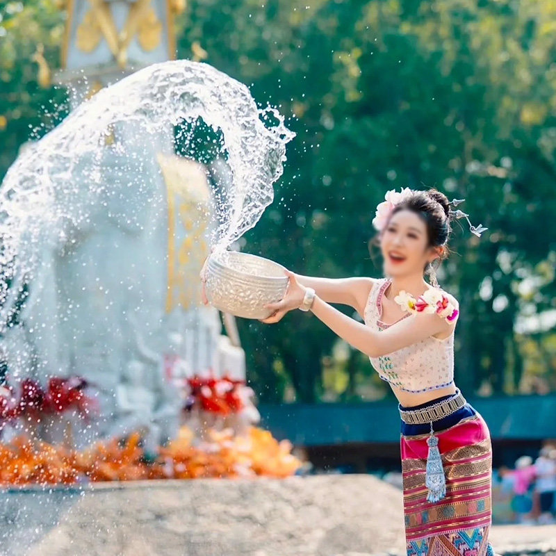 2-15人小团 | 云南西双版纳旅游5天4晚野象谷中科植物园曼听公园