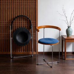 Yiwei Solid Wood Folding Dining Chair, Bauhaus Mid-Century Style, Small Apartment Stool, Nordic Simple Design, Foldable Home Chair