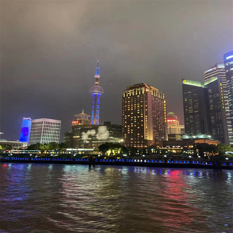 上海出发 上海2日1晚游高铁机场可接 登东方明珠上海宋城千古情