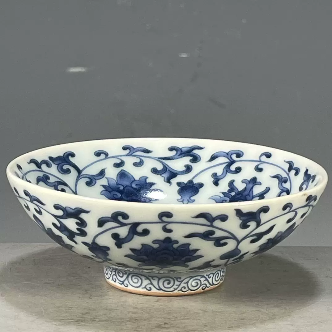 中国清時代青花纏枝蓮茶碗（大清乾隆年製）在銘　XG55-1 中国清時代青花纏枝蓮茶碗（大清乾隆年製）在銘 XG55-