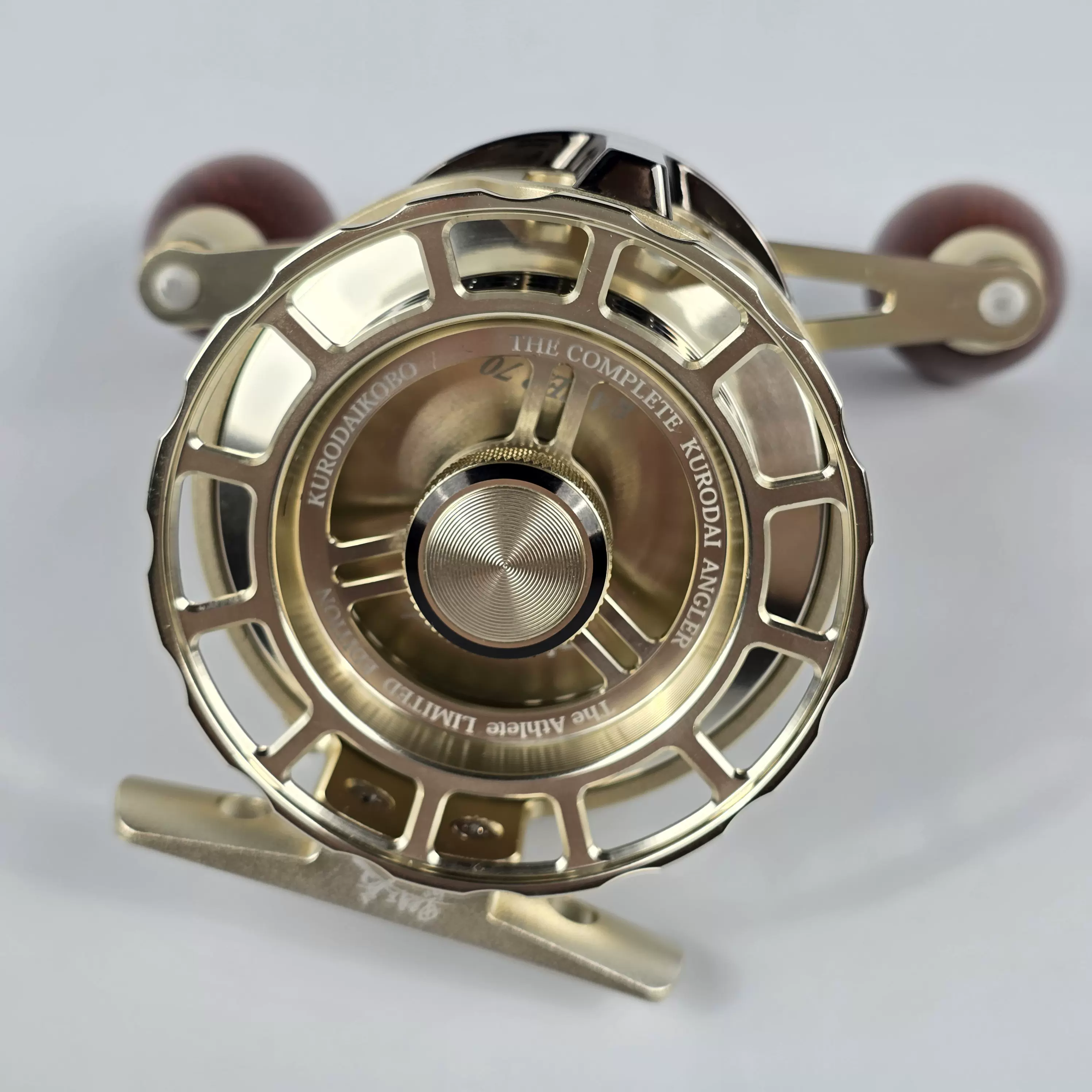 黒鯛工房 カセ筏師 アスリート70 レーサー G(左) ゴールド カセ筏師 黒鯛工房 アスリート70 レーサー G(左) ゴールド 黒鯛工房