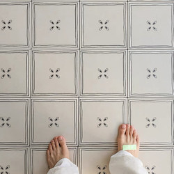 200 Specifications of Small Flower Bricks