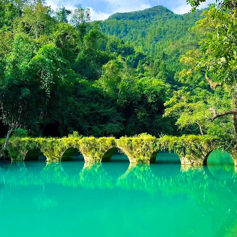 私家团贵州旅游纯玩半自由行4天3晚黄果树天眼小七孔肇兴侗寨避暑