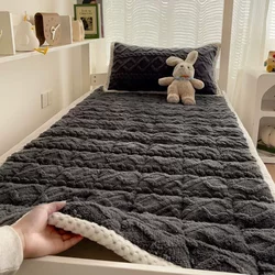 Jacquard Milk Velvet Mattress Topper, Soft Cushion for Home Use, Thickened Student Single Bed Pad, Winter Fleece Blanket Mattress