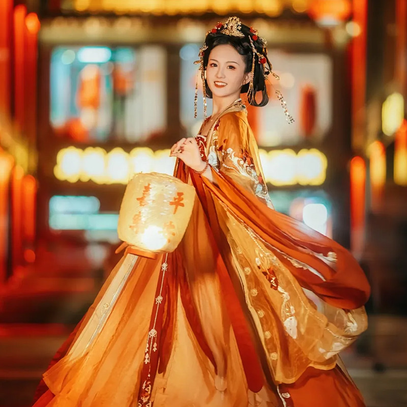 【含高铁+轻奢纯玩】兵马俑延安壶口瀑布黄帝陵5天4晚西安跟团游