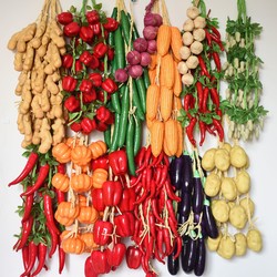 Simulated Fruit and Vegetable Pendant, Fake Pepper, Corn and Garlic Skewers, Farmhouse Restaurant Wall Crops, Decorative Props