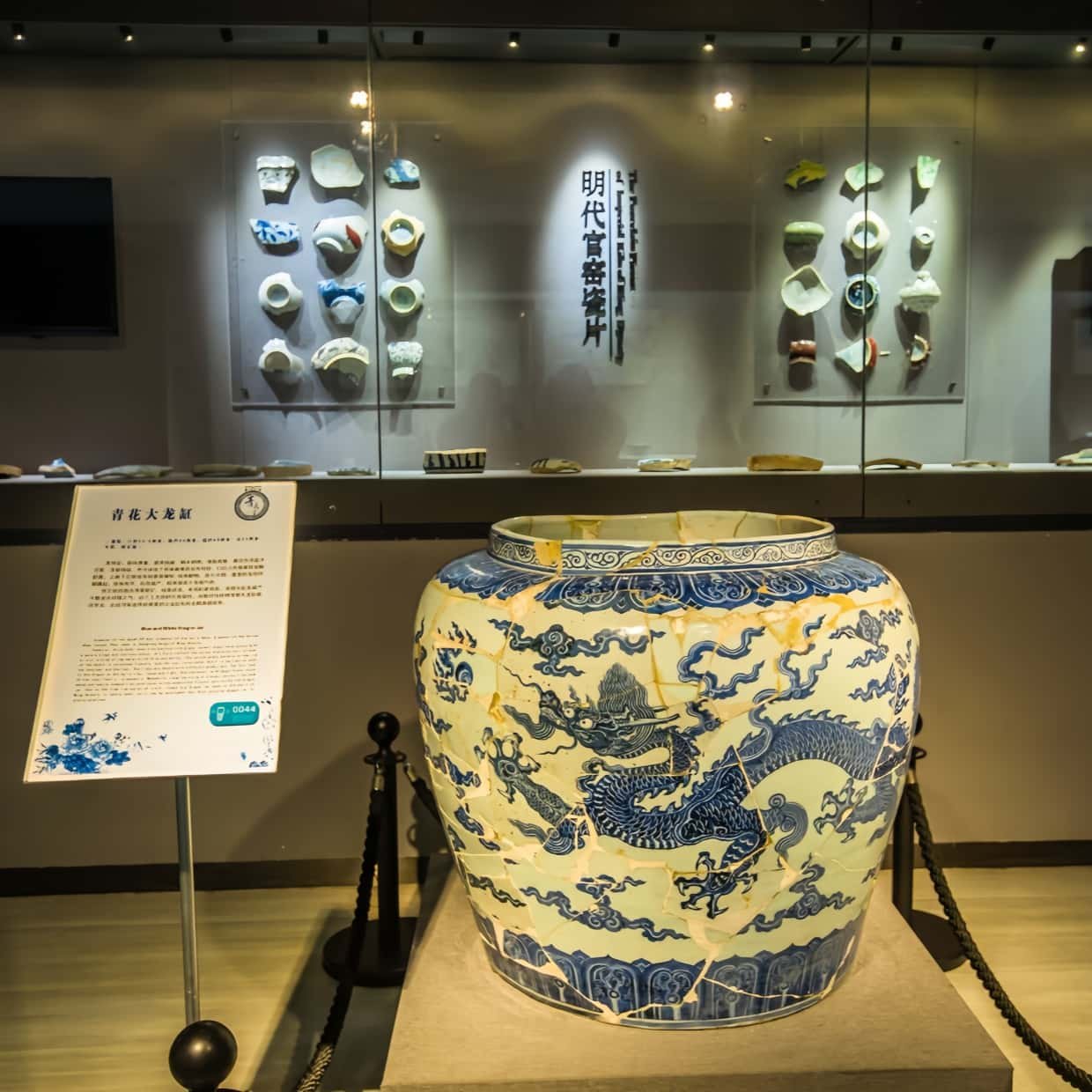 机票+南昌9天8晚9人小团庐山(含观光车)三清山(含索道)+篁岭