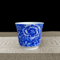 Jingdezhen Antique-Style Blue and White Porcelain Small Guest Cup, Ceramic Personal Single Cup for Home Use, Tea Cup for Guests, Tasting Cup