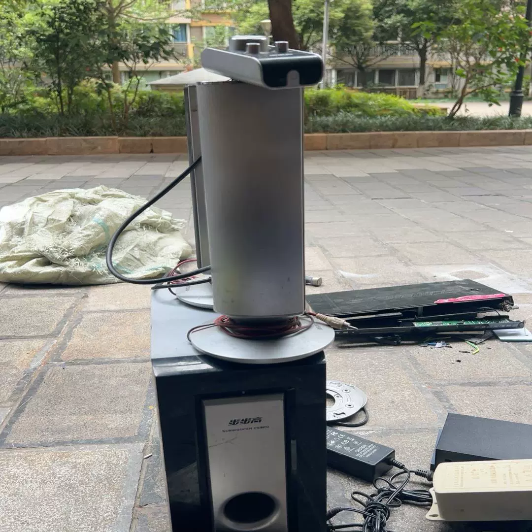 出国产精品步步高cs320一21低音炮音质非常的好音量