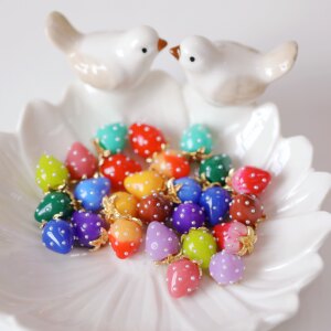
Japan imported large, medium and small macaron color pearl resin strawberry cute fruit handmade DIY pendant accessories