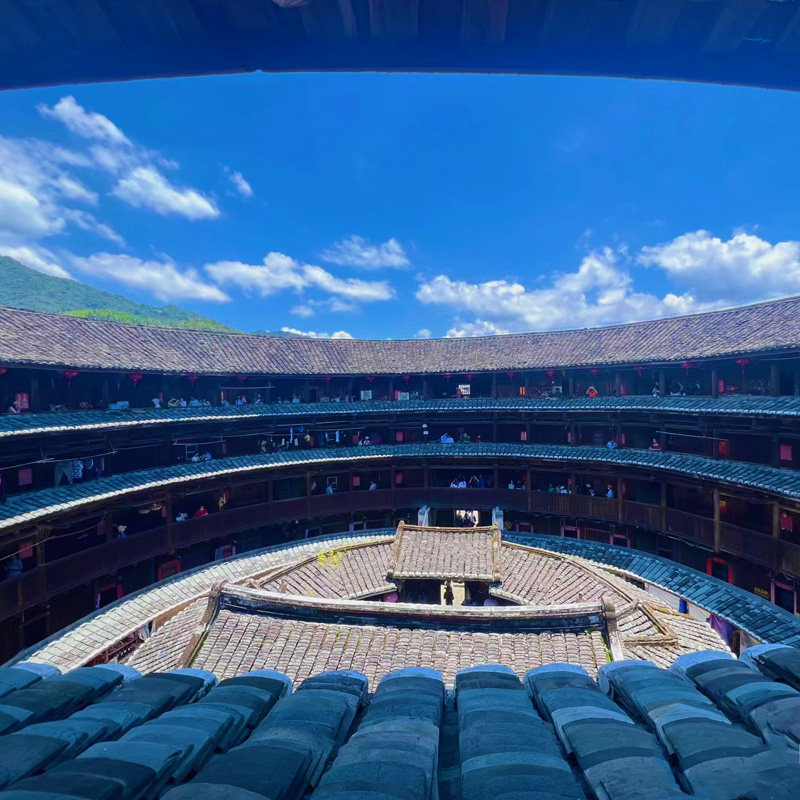 福建土楼田螺坑土楼+云水谣+永定土楼【夜宿云水谣】纯玩2日游