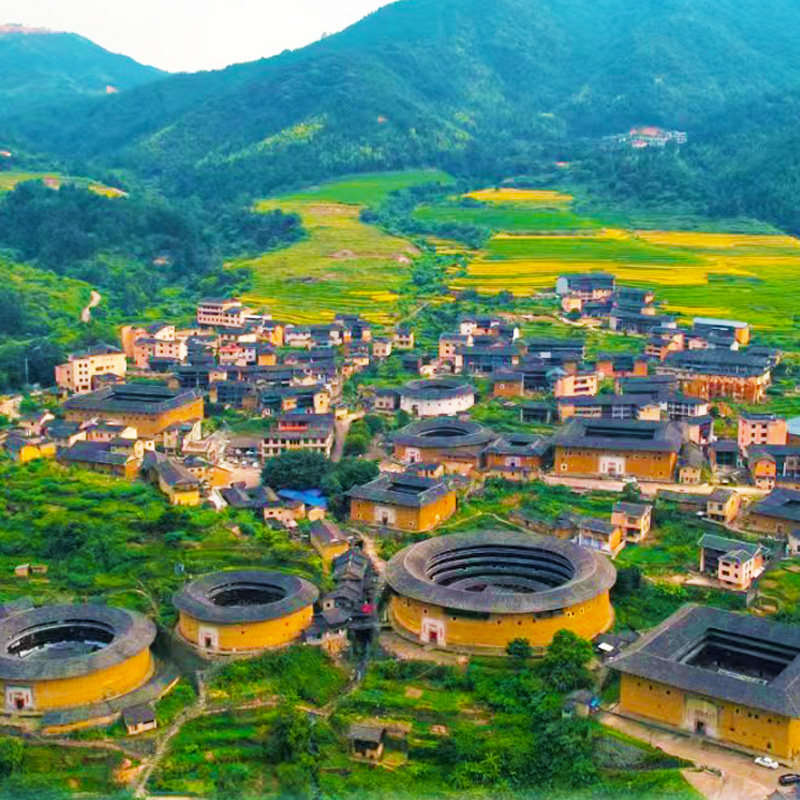 福建土楼王景区永定土楼+初溪土楼一日游【2-8人小团+含门票】