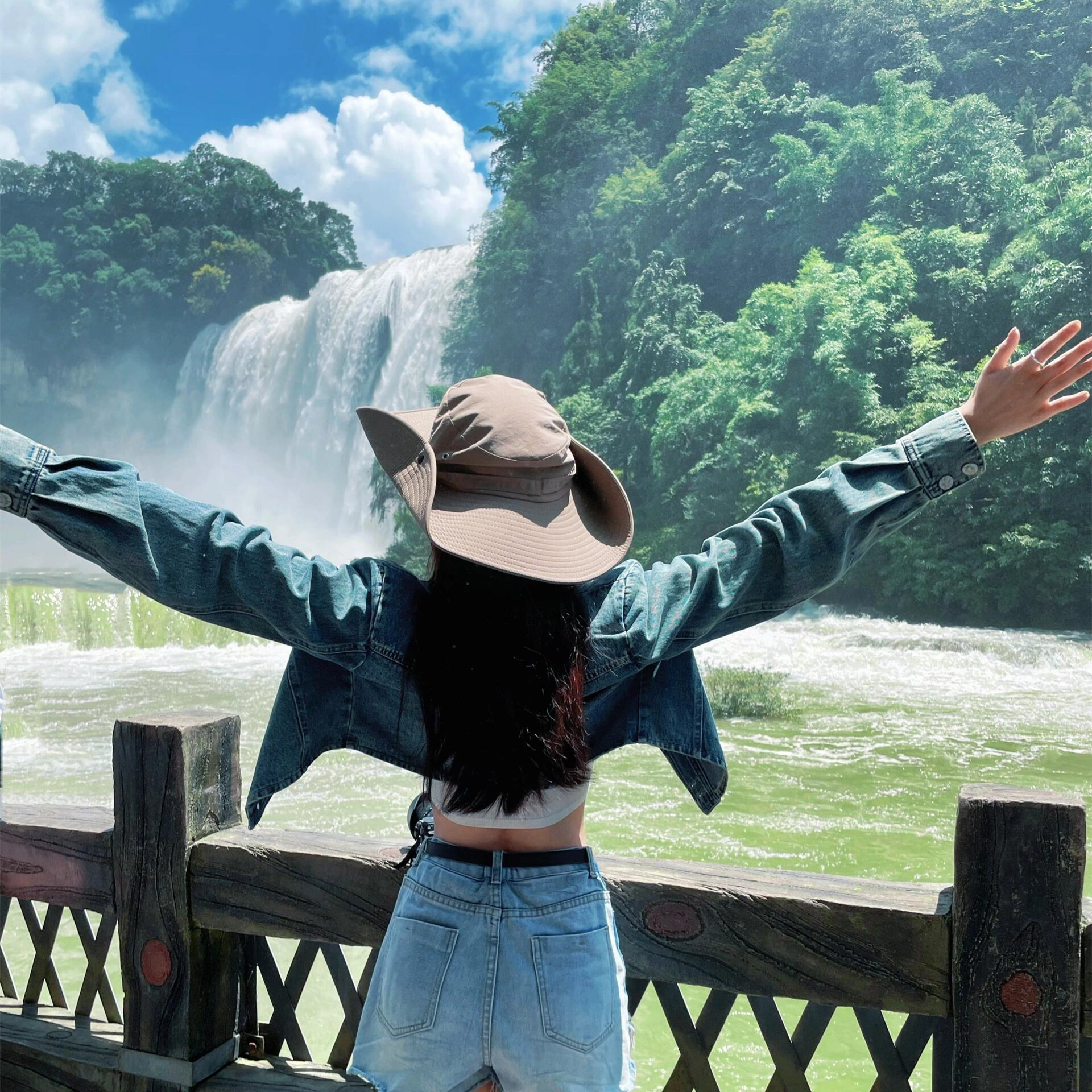 贵州旅游黄果树瀑布纯玩1日天星桥陡坡塘|可升级2-6人团贵阳出发