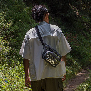 Lining/Li Ning authentic 2023 spring new men's and women's fashion sports shoulder mesengers ABDT061
