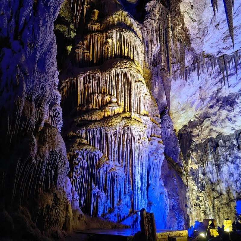 贵阳出发织金洞一日游【纯玩无购物】