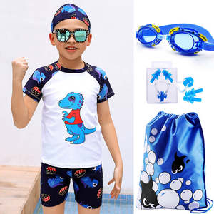 Children's swimsuit sunscreen boys T -shirt swimming split suit baby Zhongda boy boys swimsuit cartoon swimsuit
