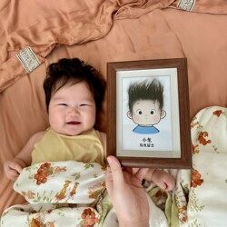 Keep Your Baby's First Hair Strands! Baby Hair Photo Frame, Newborn Hair Keepsake, Storage and Display Stand