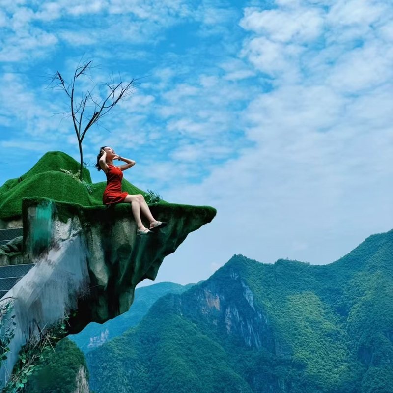 湖北8日跟团游恩施+神龙架+三峡大坝+女儿城+黄鹤楼。送499自费