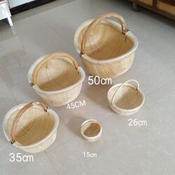 New Handmade Wicker Rattan Eight-Compartment Basket for Bread, Fruit, Candy, Wedding Baskets, Egg Baskets, Round Baskets