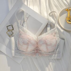 
Flat-breasted AA cup underwear girl's small breasts gathered to make her look big without steel rings and breasts, anti-sagging bra new product