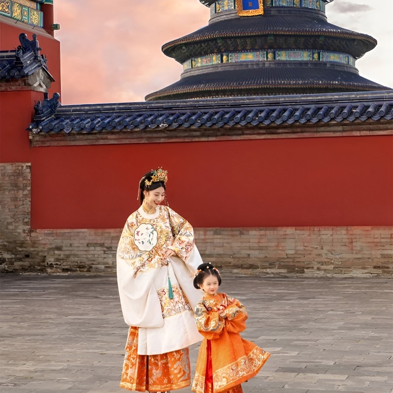 【全国出发】北京旅游长城故宫天坛升旗8人小包团含机票0购物5天