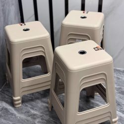 Plastic Stool for Home Use, Thickened, Non-Slip, Tall Stool for Adults, Simple Living Room Dining Table Chair, Sturdy Solid Rubber Square Stool