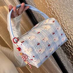 2026 New High-Capacity Cosmetic Storage Bag, Portable Toiletry Storage, Three-Dimensional Travel Makeup Handbag