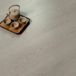 12mm Carbon Crystal Fireproof and Flame-Retardant E0 Environmentally Friendly Hotel-Specific Wood Flooring Carbon Black Technology Flooring Reinforced Composite