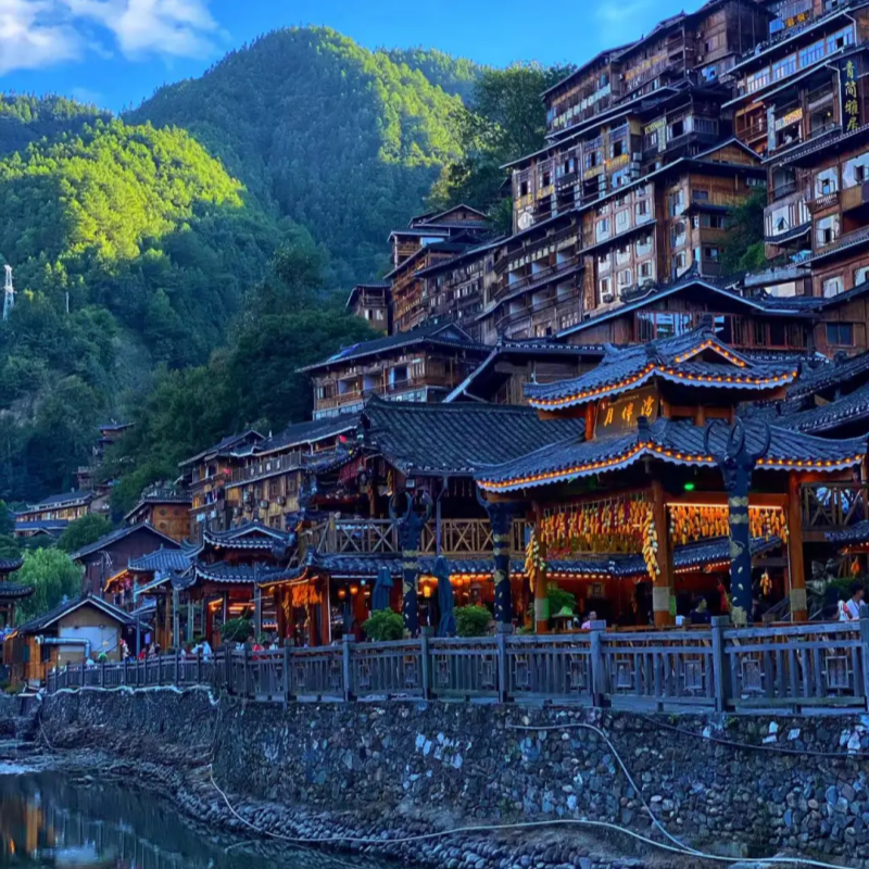 贵州私家团贵阳出发黄果树瀑布荔波小七孔西江千户苗寨3天2晚