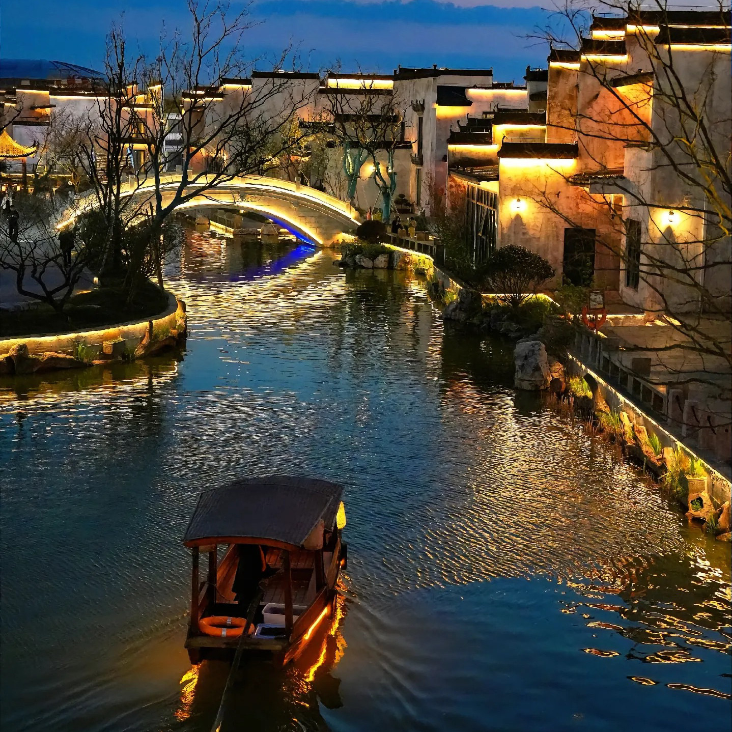 【9人小团】 江西旅游4天3晚 南昌庐山景德镇篁岭 亲子游