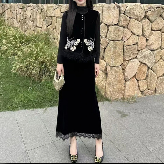 
New Chinese style national style embroidered vest lace suit knitted autumn heavy industry velvet three-piece suit bottoming shirt fashionable waistcoat