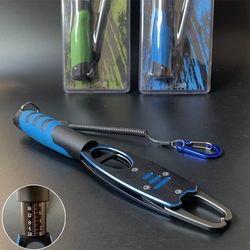 With a fish control device, a multi-functional lure fishing equipment, lightweight pliers, fish clips, fish without injury, fish with a rope