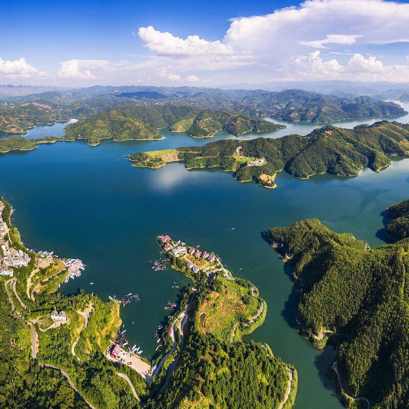 兴义马岭河+万峰林+万峰湖2天1晚 纯玩 可选小团 贵阳 多套餐可选