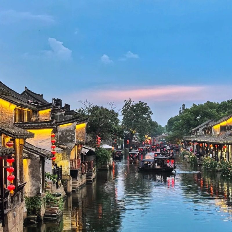上海出发+苏州+杭州+乌镇5日纯玩跟团游王牌双水乡姑苏名园5钻