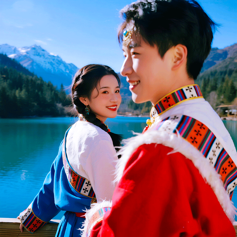 【2-8人纯玩】四川九寨黄龙+看熊猫三星堆6日游!含机票藏服旅拍