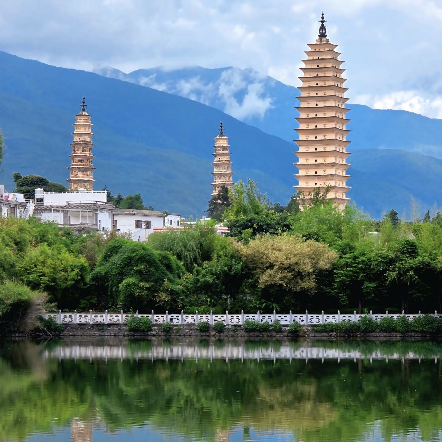 昆明大理丽江6日跟团游+纯玩+玉龙雪山+丽江古城+12人小团