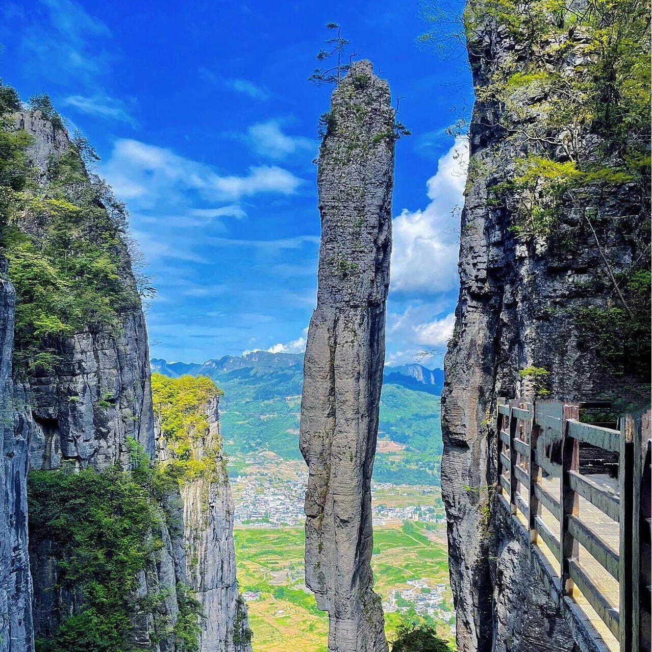 土司城+女儿城+恩施大峡谷2天1晚,管家服务,第一天13点之前开始