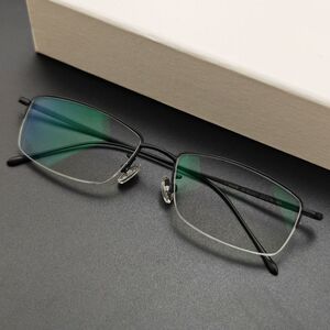 Half -frame pure titanium myopia glasses Men's professional online mirror frame mirror shelf anti -blue light color transformer lenses super light