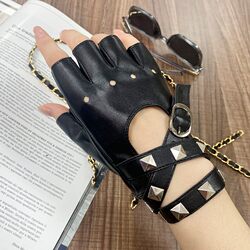 Dark Rivet Wrist-Wrap Half-Finger Gloves for Women, Black Blind Cos, Comic Convention, Cyberpunk, Two-Dimensional Stage Performance, Cool