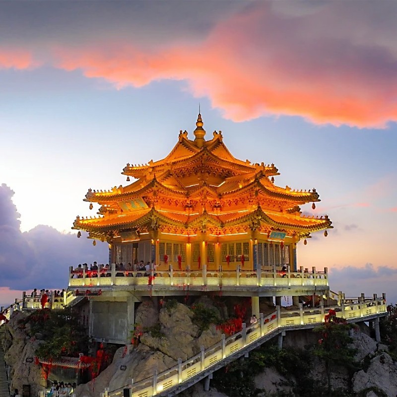 洛阳老君山景区一日游【洛阳出发/ 看金顶亮灯日落/直达索道】