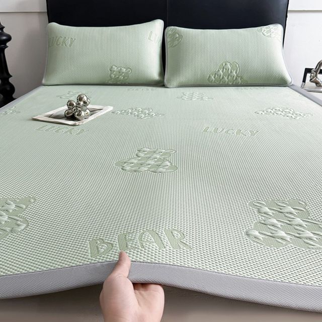 
2025 New Bingdou Dou Cool P Mat A Category Maternal and Infant Grade Summer Super Cool Feeling Sheet Type Air Conditioned Soft Mat Three-piece Set